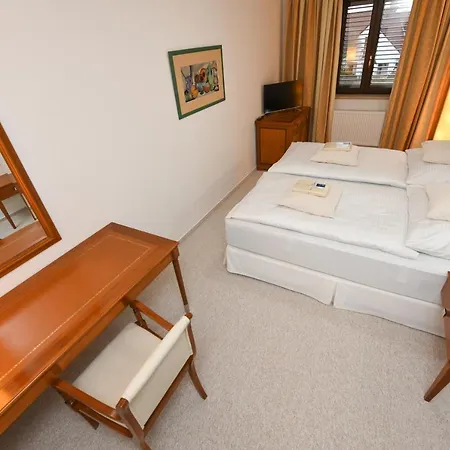 Atrium-accomm ベッド・アンド・ブレックファスト