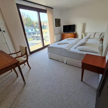 ベッド・アンド・ブレックファスト Atrium-accomm